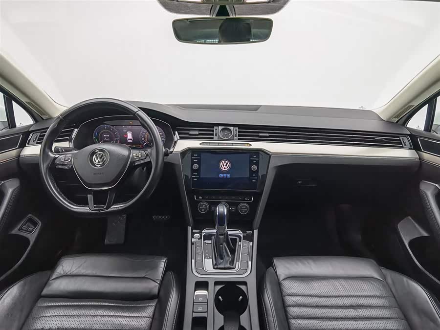 Volkswagen Variant New Energy 2019 صورة سيارة #6