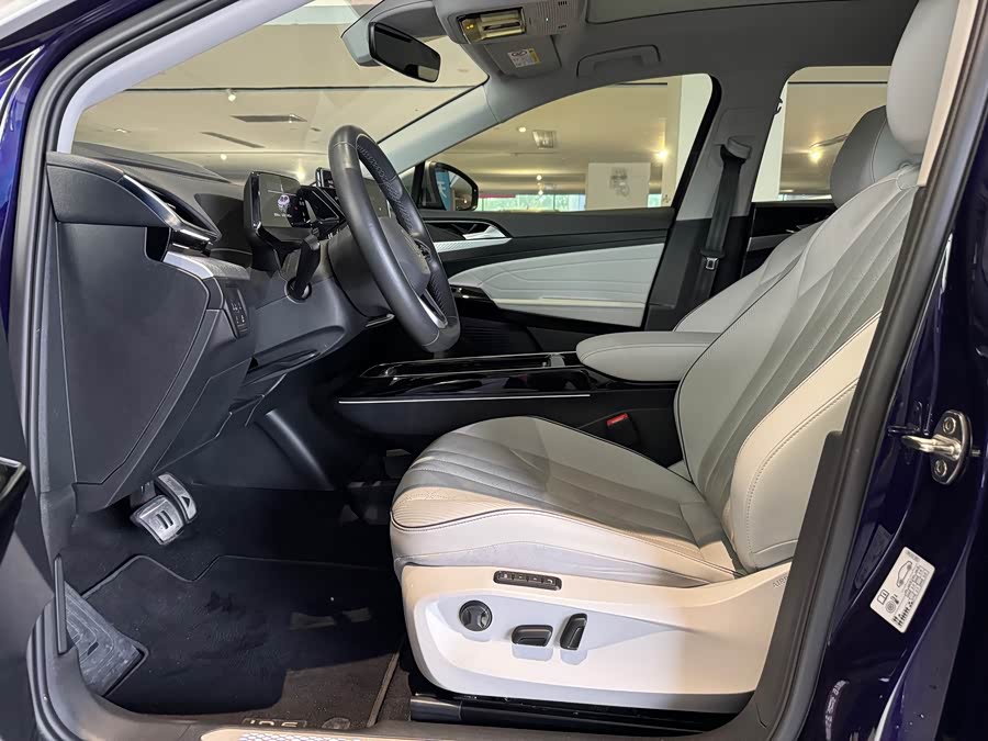 Volkswagen ID.6 X 2021 immagine di auto #6