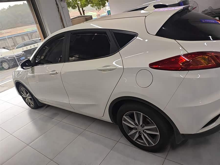 Changan Eado XT 2016 #6 Changan Eado XT 2016 car image #6