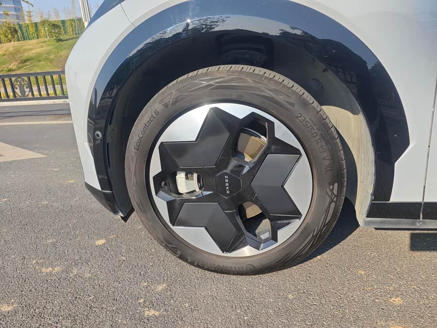 Zeekr X 2023 immagine di auto #6