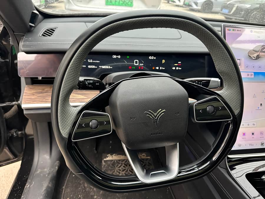 哪吒汽车 哪吒S 2023 汽车图片 #6