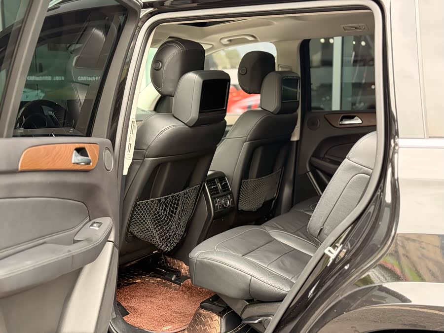 Mercedes-Benz GLS Class 2016 #6 Mercedes-Benz GLS Class 2016 car image #6