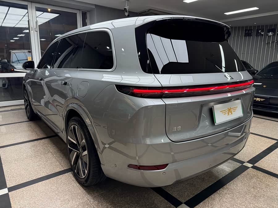Li L9 2024 صورة سيارة #6