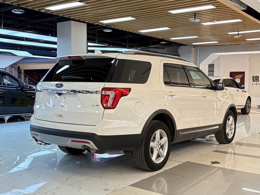 Ford Explorer (Imported) 2016 #6 Ford Explorer (Imported) 2016 car image #6