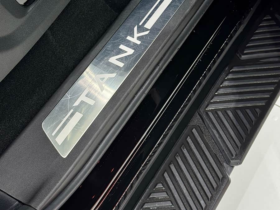 Tank 400 2024 car image #6