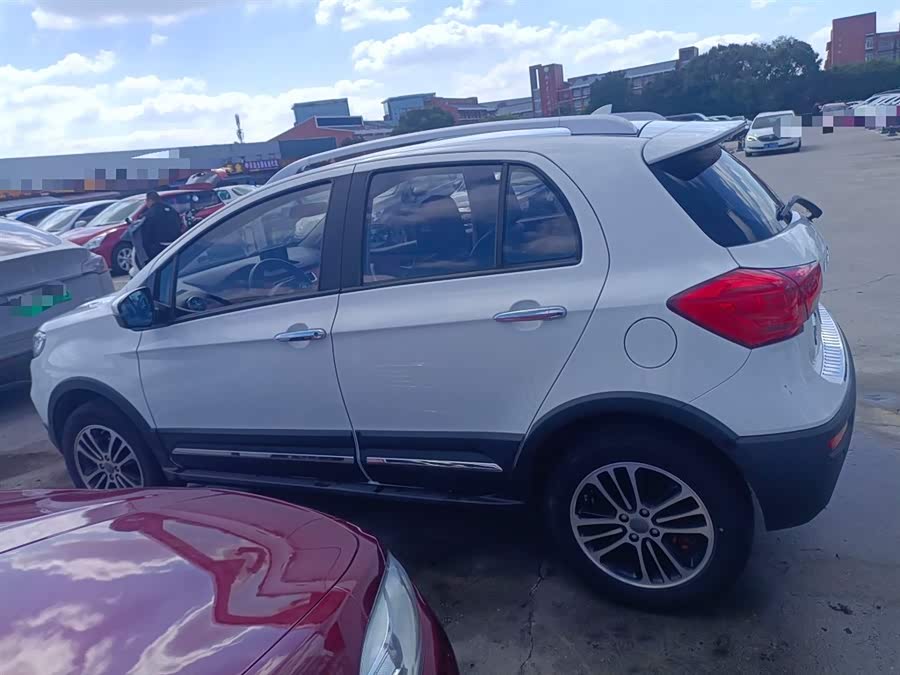 Haval H1 2015 #6 Haval H1 2015 car image #6