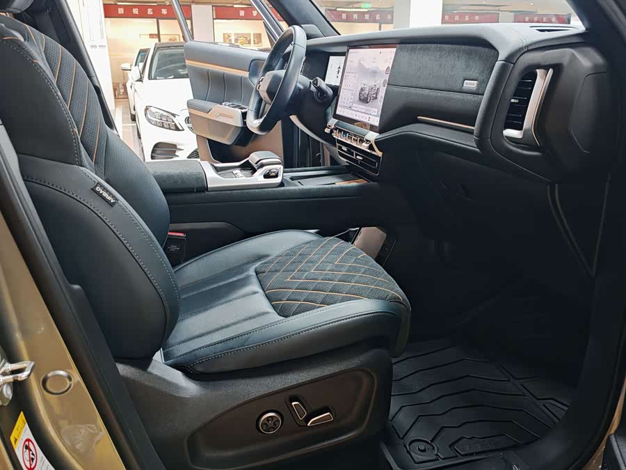 Deepal G318 2024 car image #6