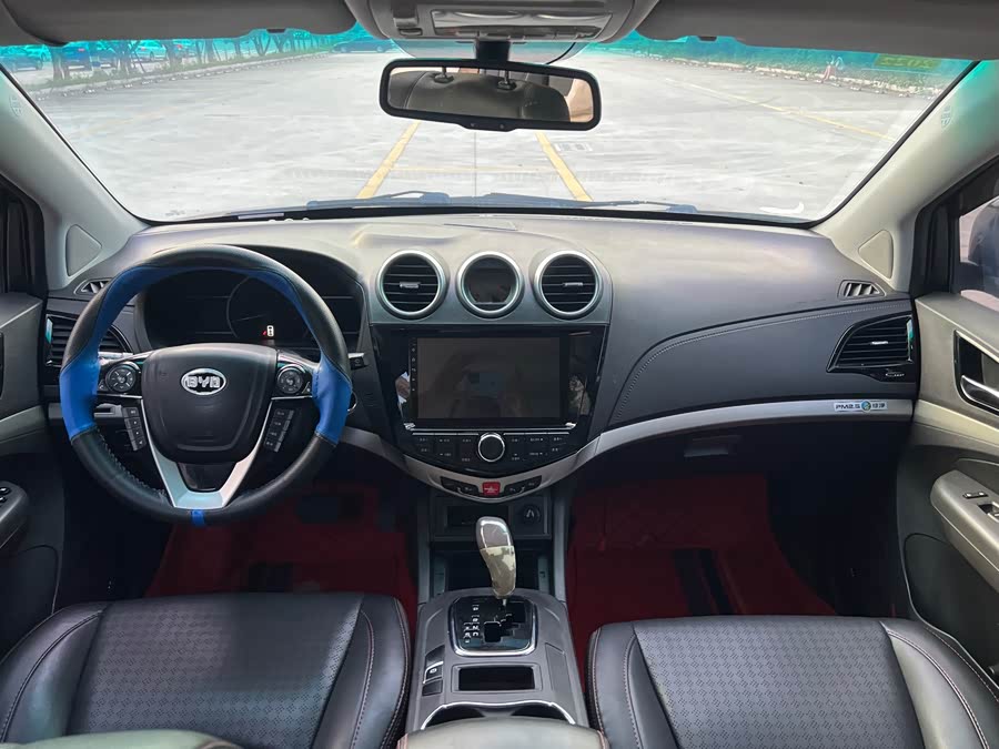 BYD S7 2014 car image #6