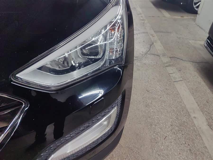 Hyundai Santa Fe (Imported) 2013 car image #6