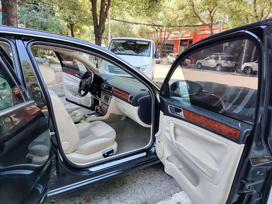 Volkswagen Passat Lingyu 2010 car image #6