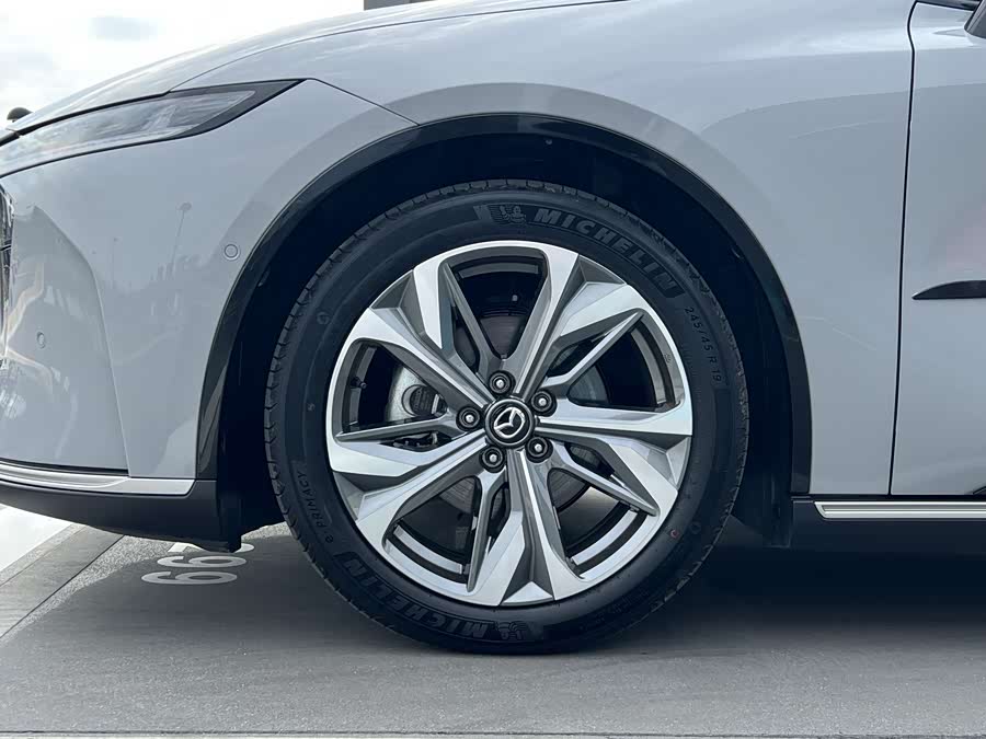 马自达 马自达EZ-6 2024 汽车图片 #6