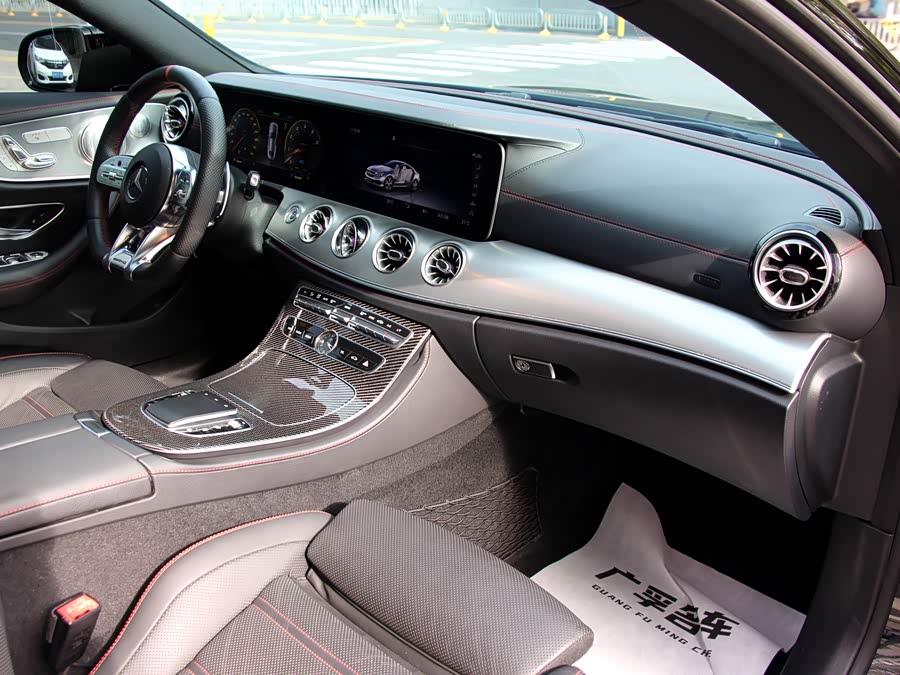 Mercedes-Benz E AMG 2020 صورة سيارة #6