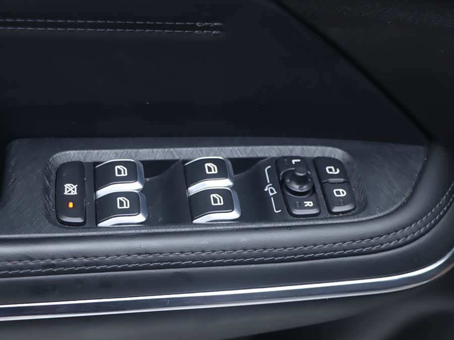 Lynk & Co 01 2021 image de voiture #6