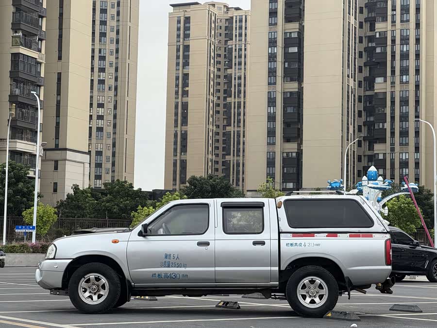 Nissan D22 2012 car image #6