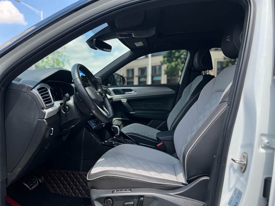 Volkswagen Tayron X 2023 car image #6