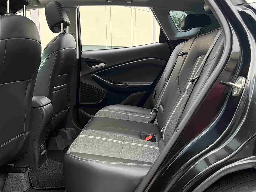 Chevrolet Tracker 2020 car image #6