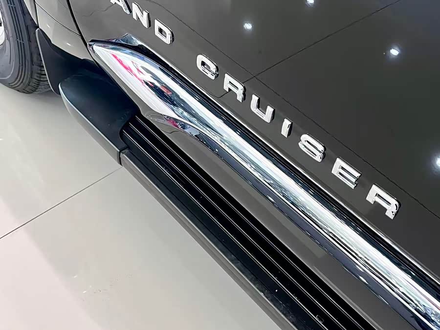 Toyota car image #6