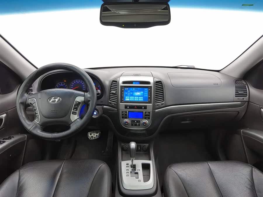 Hyundai Santa Fe Classic 2010 car image #6