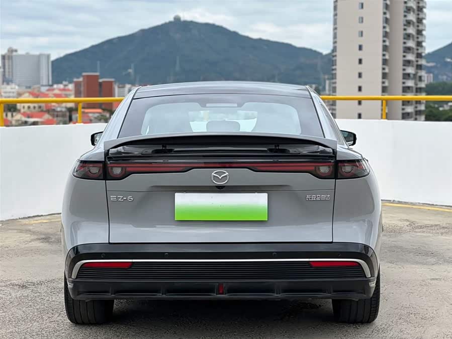 Mazda EZ-6 2024 صورة سيارة #6