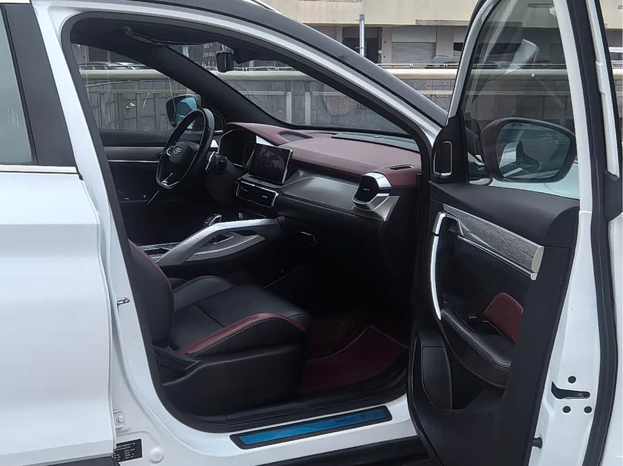 GEELY Coolray 2019 car image #6