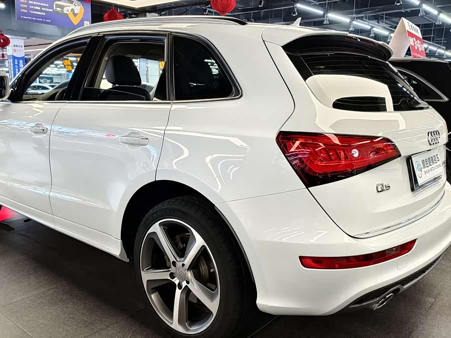 Audi Q5 (Imported) 2016 car image #6