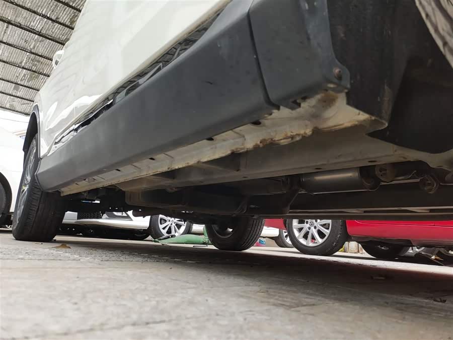 SWM斯威汽车 SWM斯威G01 2018 #6 SWM斯威汽车 SWM斯威G01 2018 汽车图片 #6