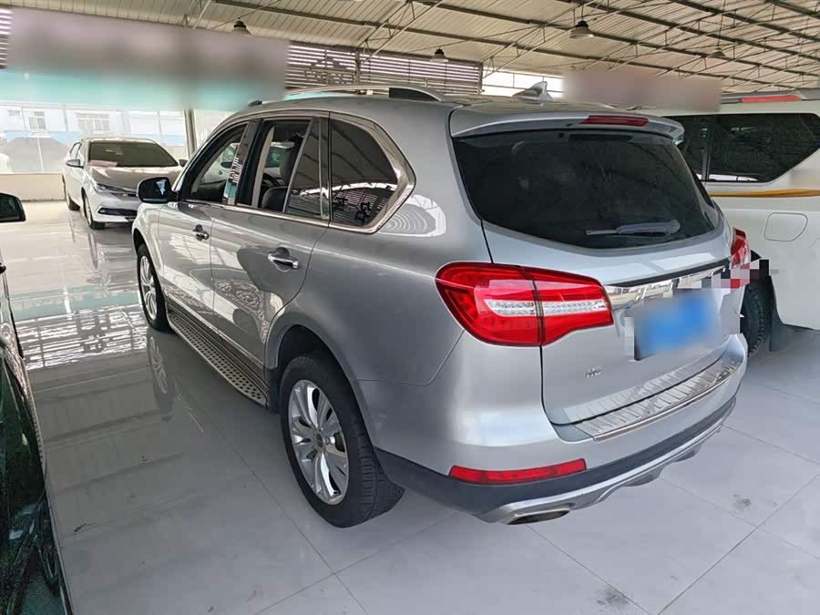 Haval H8 2017 car image #6