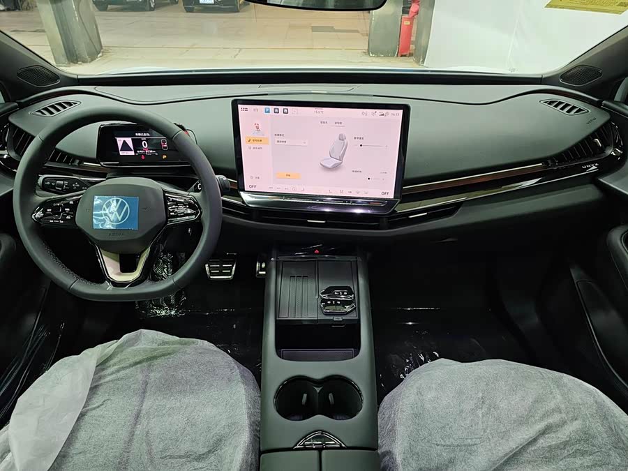 Volkswagen ID.UNYX 06 2025 imagen de coche #6