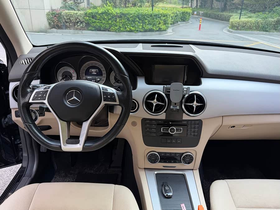 Mercedes-Benz GLK Class 2016 #6 Mercedes-Benz GLK Class 2016 car image #6