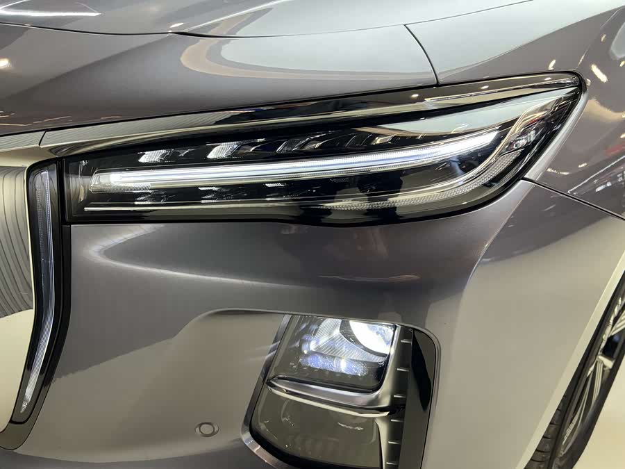 HongQi H5 PHEV 2025 #6 HongQi H5 PHEV 2025 car image #6