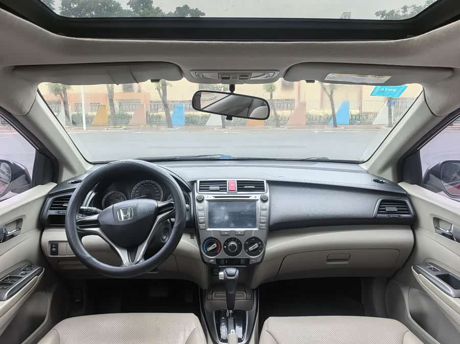 Honda City Classic 2013 #6 Honda City Classic 2013 car image #6