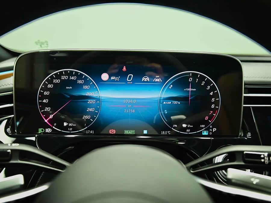 Mercedes-Benz E Class New Energy 2024 car image #6