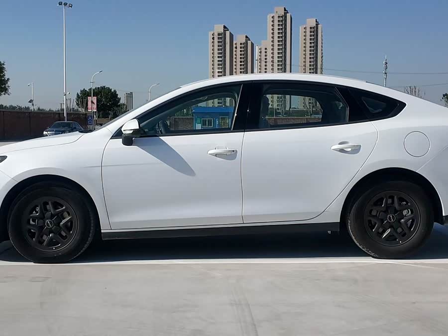 BYD Seal 05 DM-i 2025 #6 BYD Seal 05 DM-i 2025 car image #6