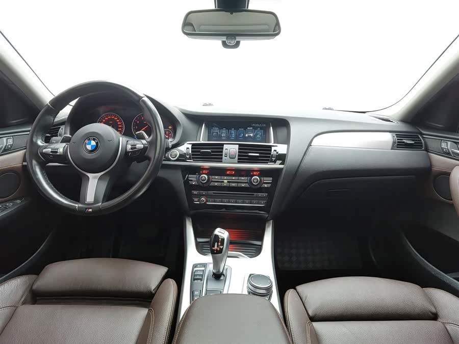 BMW X4 2017 car image #6