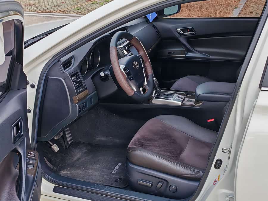 Toyota Reiz 2016 #6 Toyota Reiz 2016 immagine di auto #6