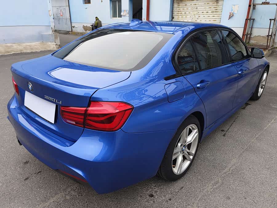 BMW 3 Series 2017 immagine di auto #6