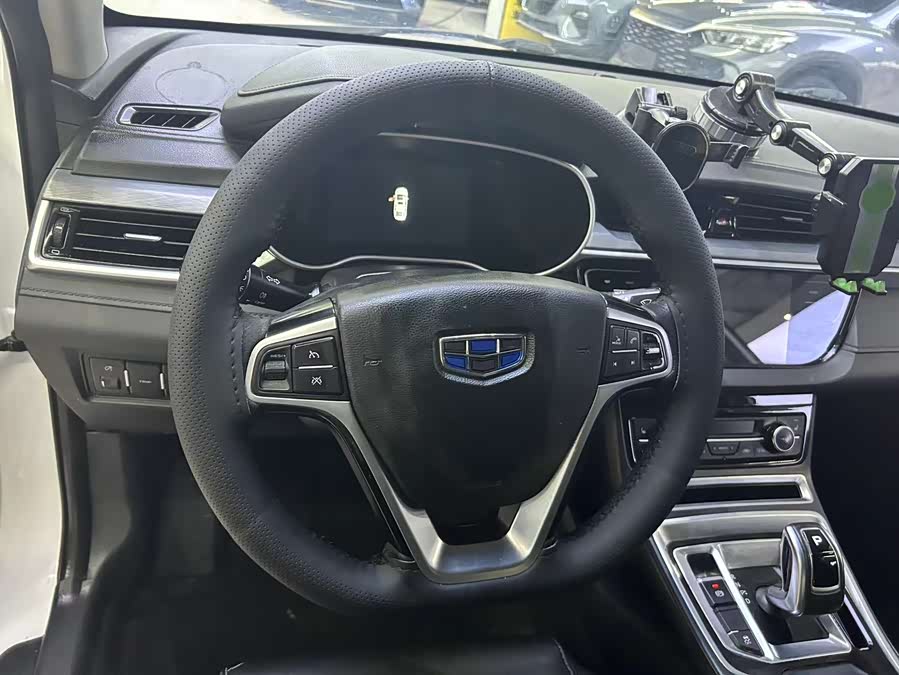 GEELY Emgrand New Energy 2018 #6 GEELY Emgrand New Energy 2018 car image #6