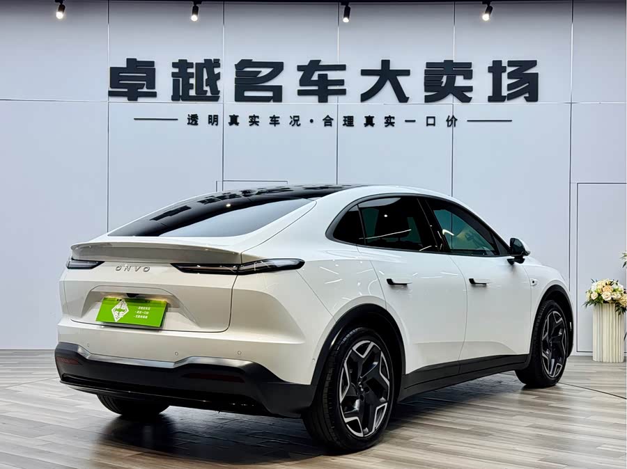 2024 car image #6