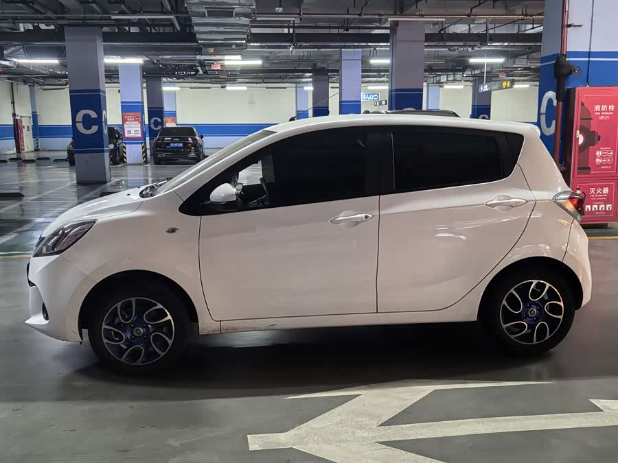 Changan BenBen EV 2017 car image #6