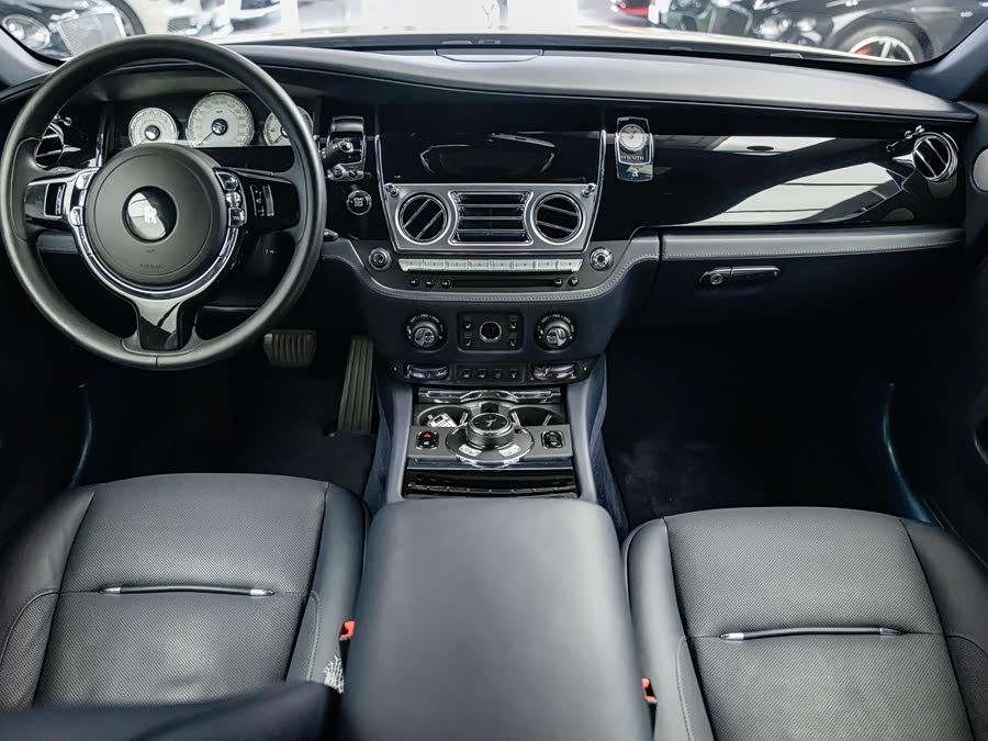 Denza Wraith 2020 car image #6