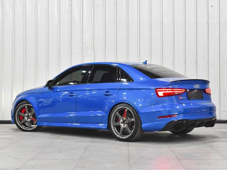 Audi RS 3 2018 car image #6