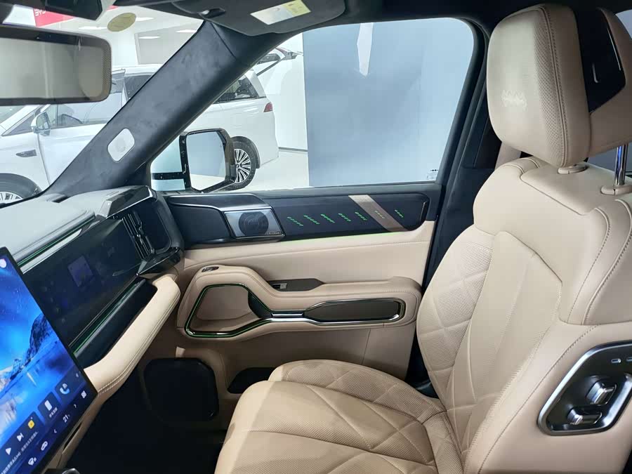FangChengBao Leopard 8 2025 car image #6