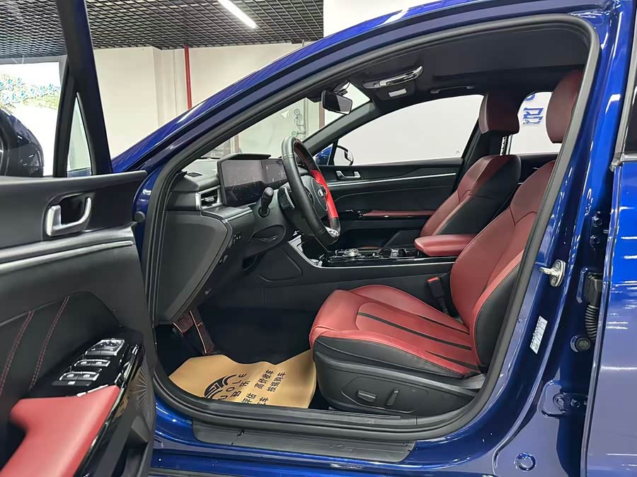 Kia K5 2020 car image #6