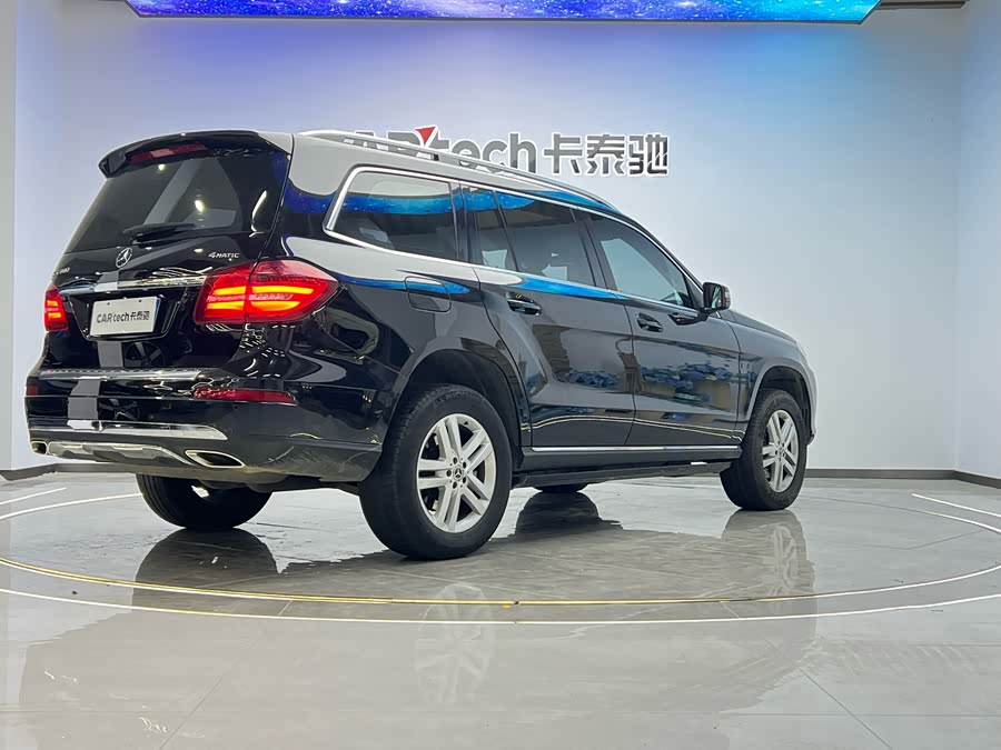 Mercedes-Benz GLS Class 2018 immagine di auto #6