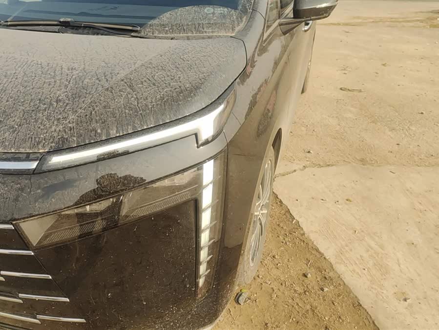 GAC Trumpchi E8 2024 #6 GAC Trumpchi E8 2024 car image #6