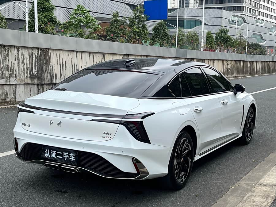 HongQi H6 2024 car image #6