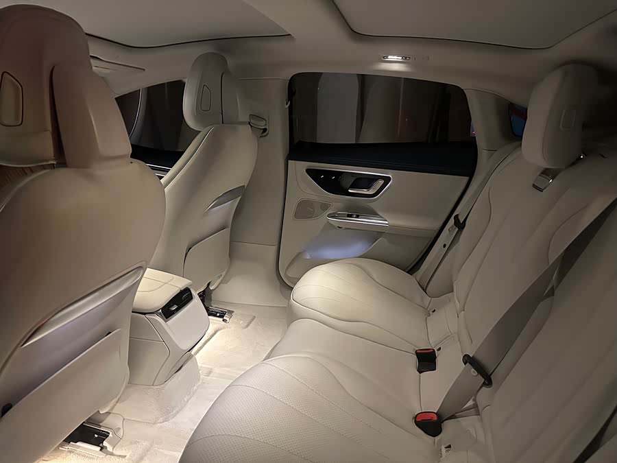 Mercedes-Benz EQE Class 2023 car image #6