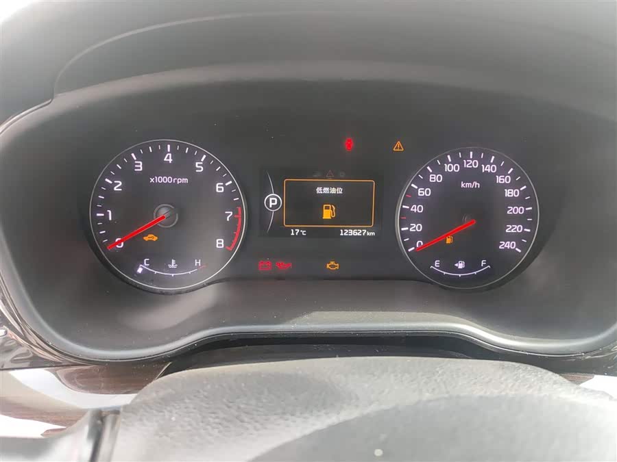 起亚 起亚K4 2015 汽车图片 #6