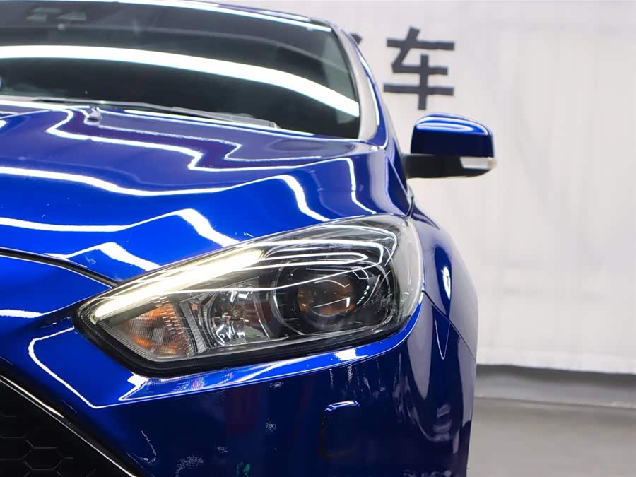 Ford Focus (Imported) 2017 #6 Ford Focus (Imported) 2017 صورة سيارة #6