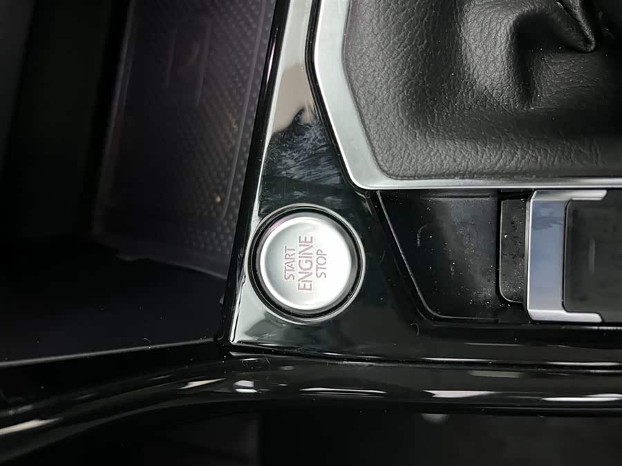 Volkswagen Tayron GTE 2022 car image #6